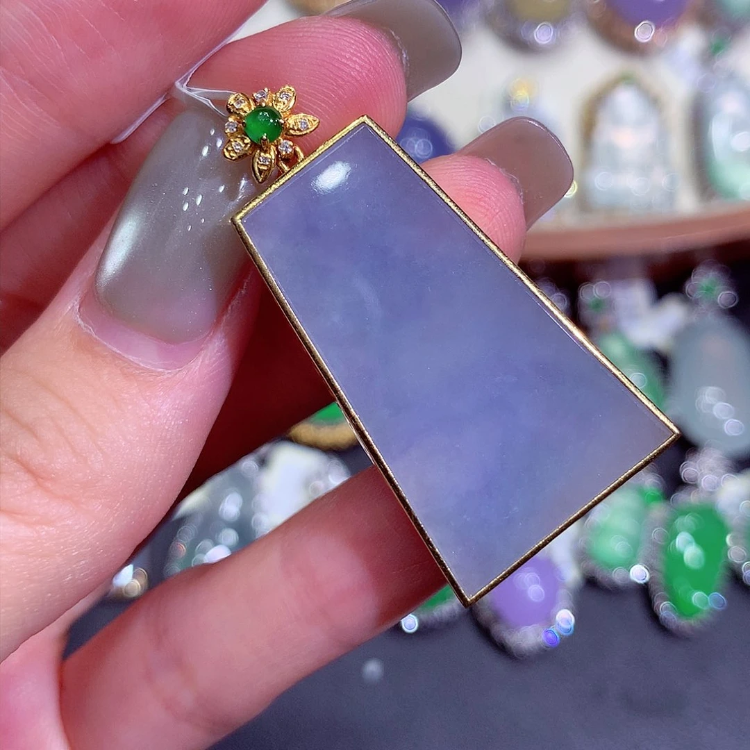 吊坠(不含链)18K金镶嵌翡翠