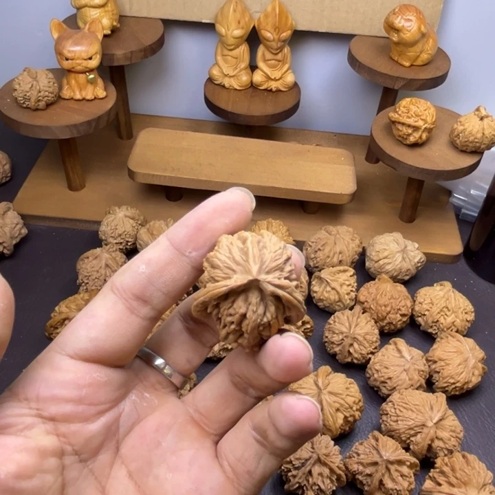 一***叁吊坠桃核楼子两棱半