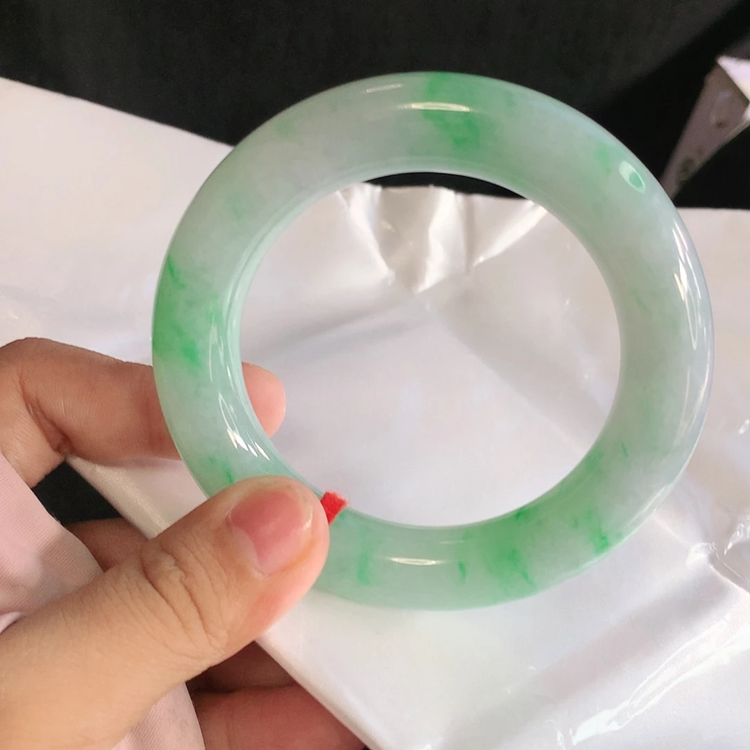 翡翠手镯未镶嵌冰**雪55圈2768