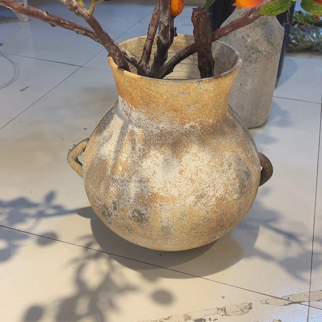 抖音直播间拍样品花瓶