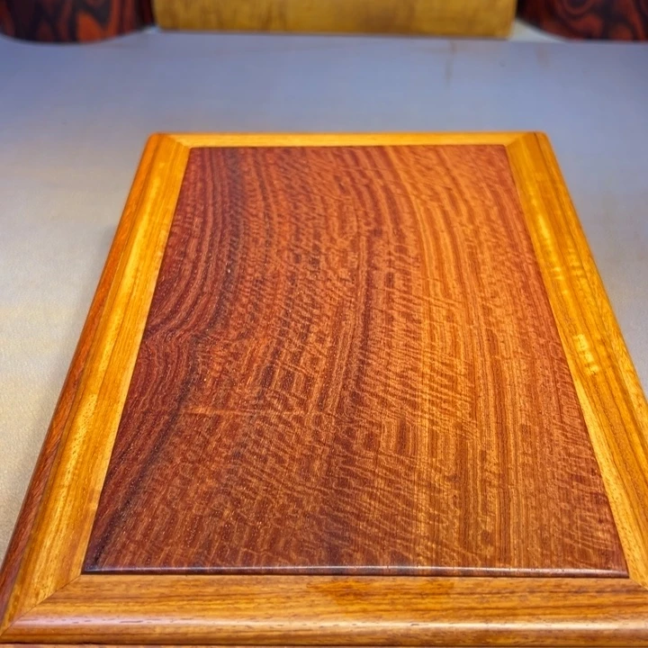 寂***镇机关盒。