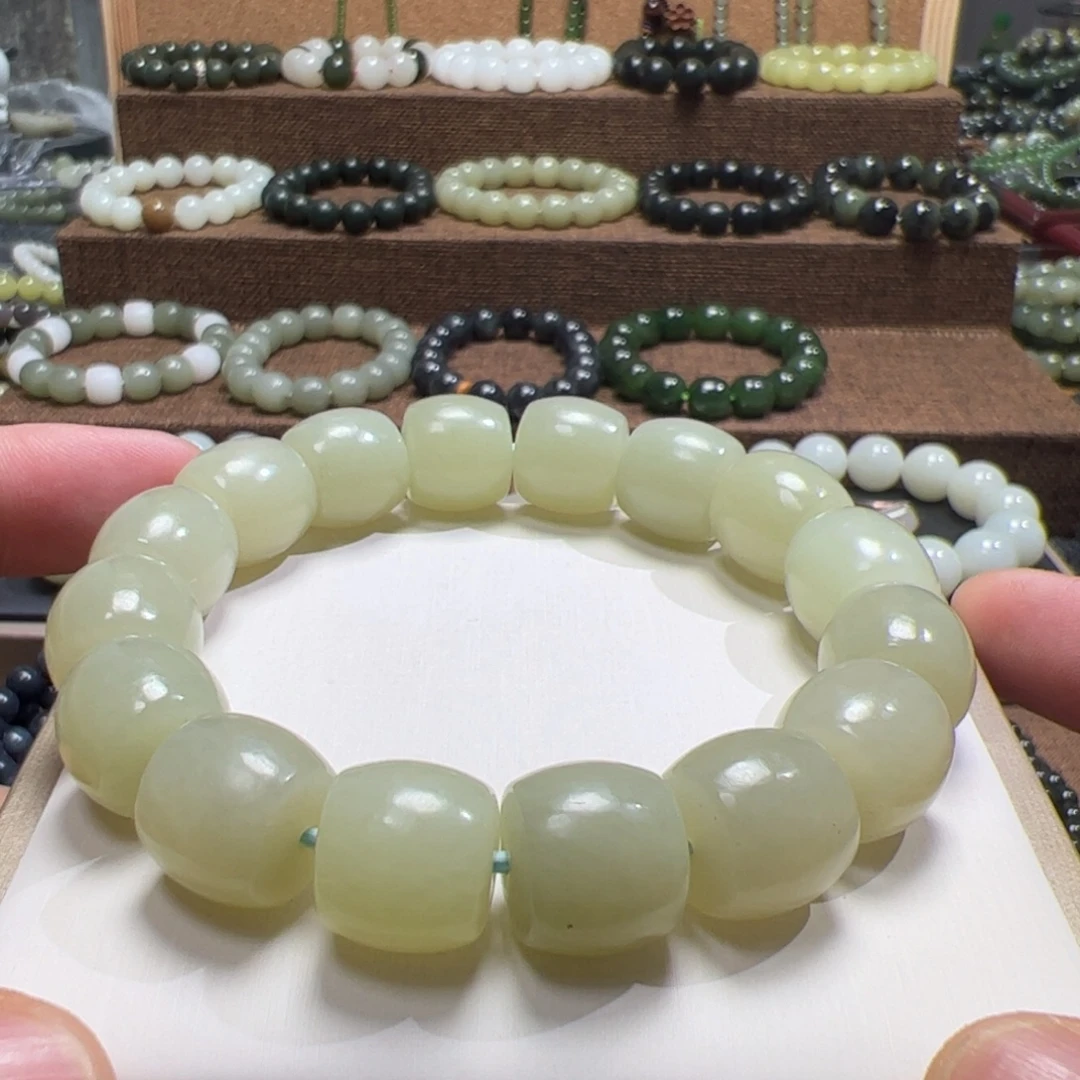 和田玉未镶嵌手链