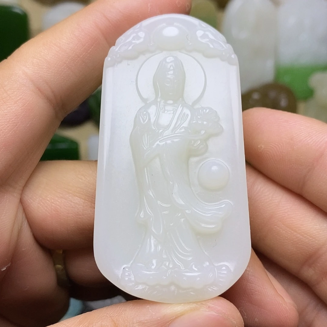 颈饰未镶嵌和田玉