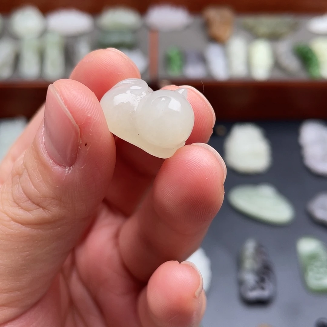 和田玉未镶嵌颈饰晴白猫咪配饰