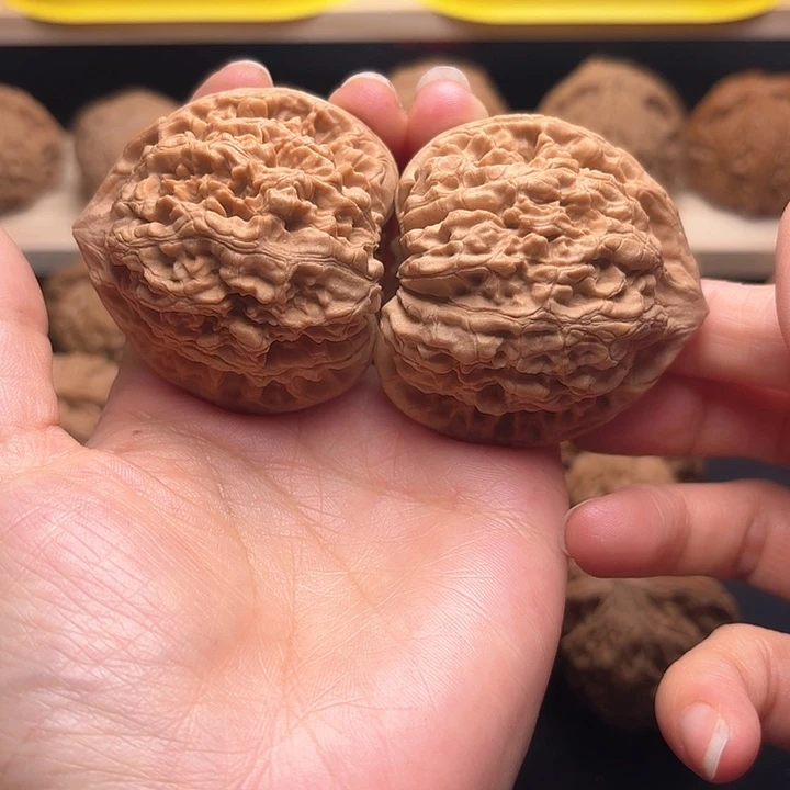 文玩核桃吊坠48官帽