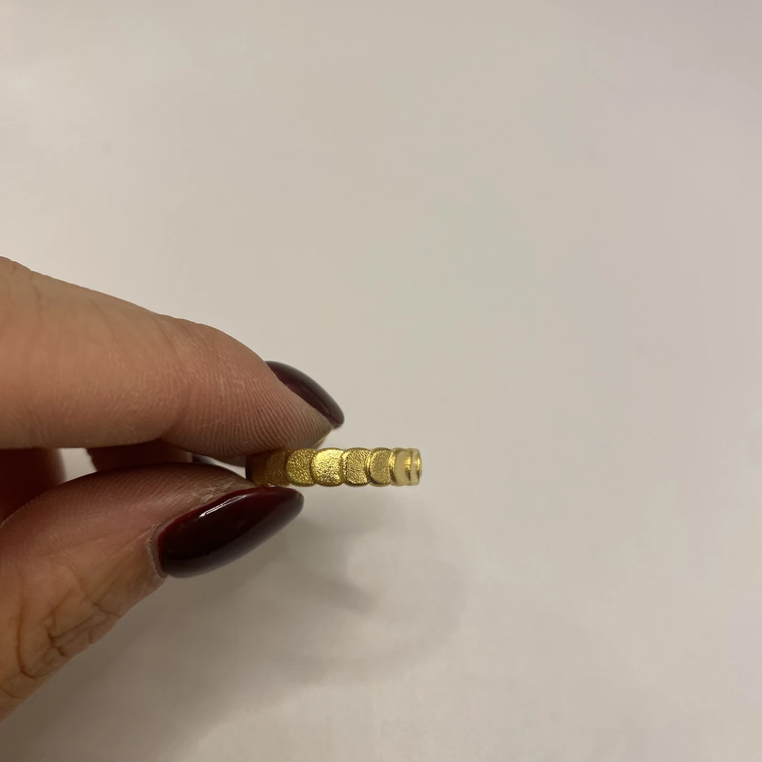 金色精选轻奢戒指b195