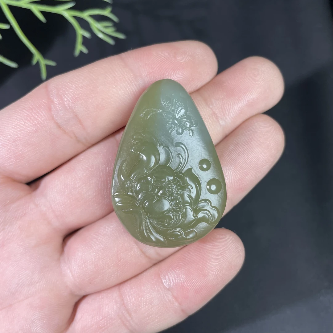 天然和田玉且末蝶恋花吊坠男女款玉石中国风汉服潮流挂件坠牡丹