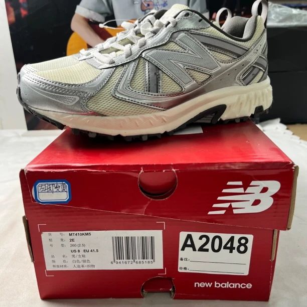 A2048 NEW BALANCE MT410KM5 41.5码数运动鞋 直播微瑕疵 无售后
