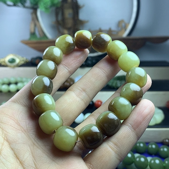 和田玉未镶嵌手串