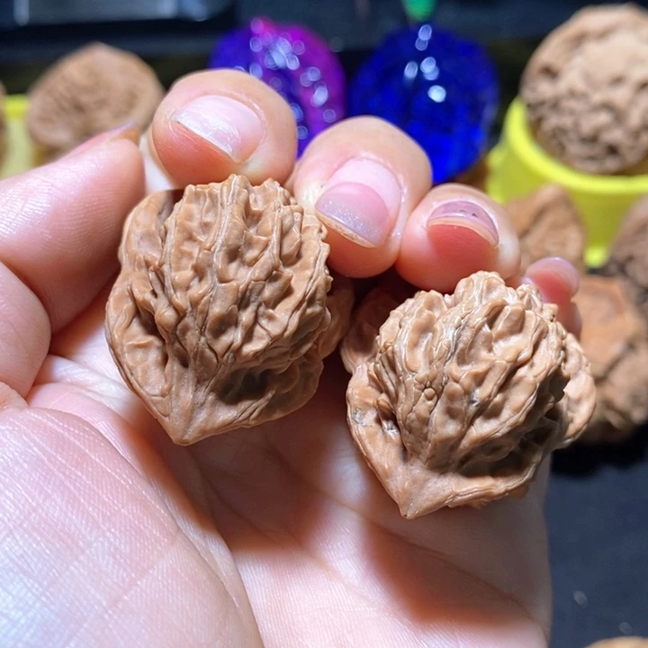 吊坠桃核小鸟异形文玩核桃