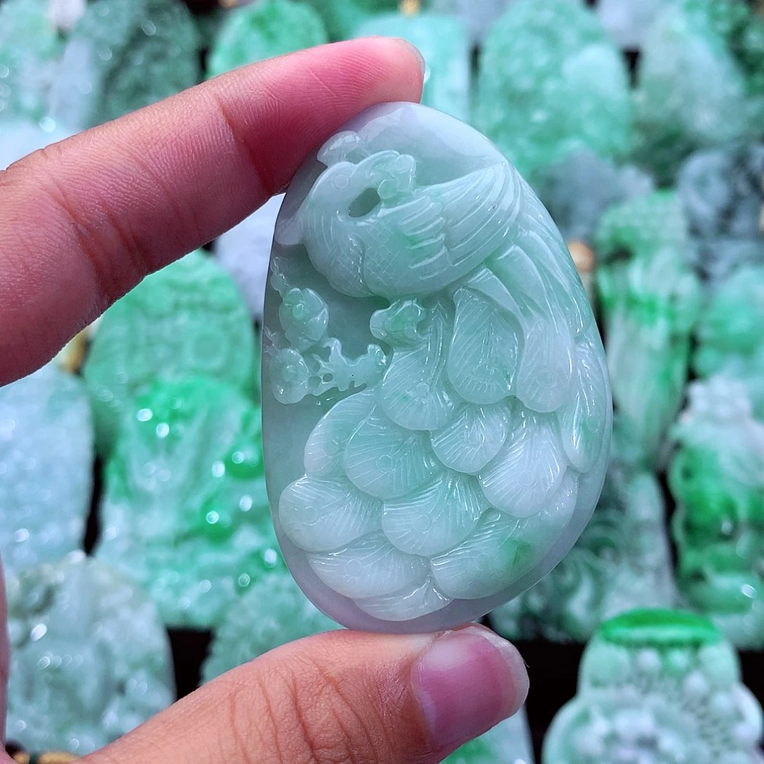 吊坠(不含链)未镶嵌翡翠