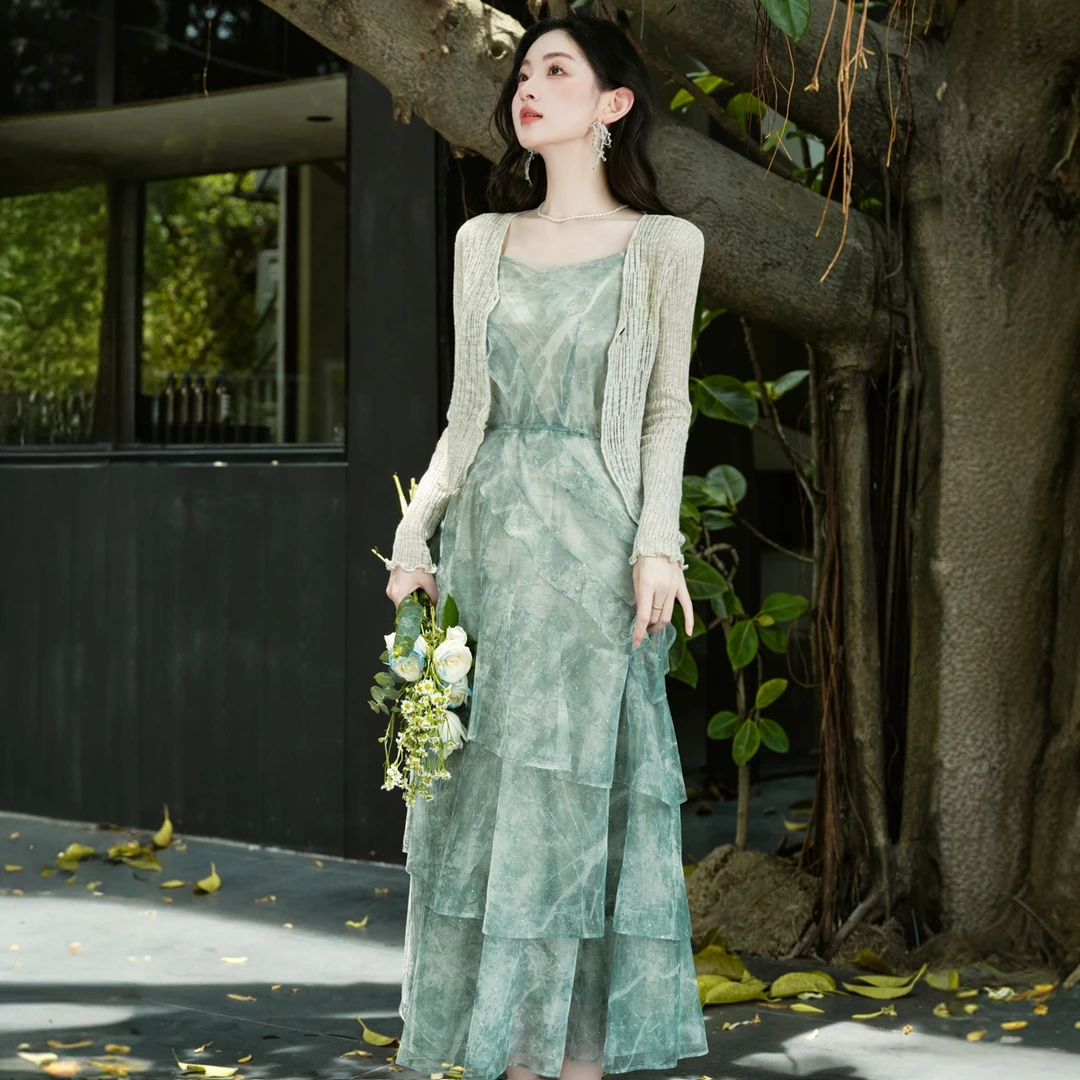 法式设计感荷叶边晕染吊带连衣裙层层修身显瘦长裙&防晒外搭8682