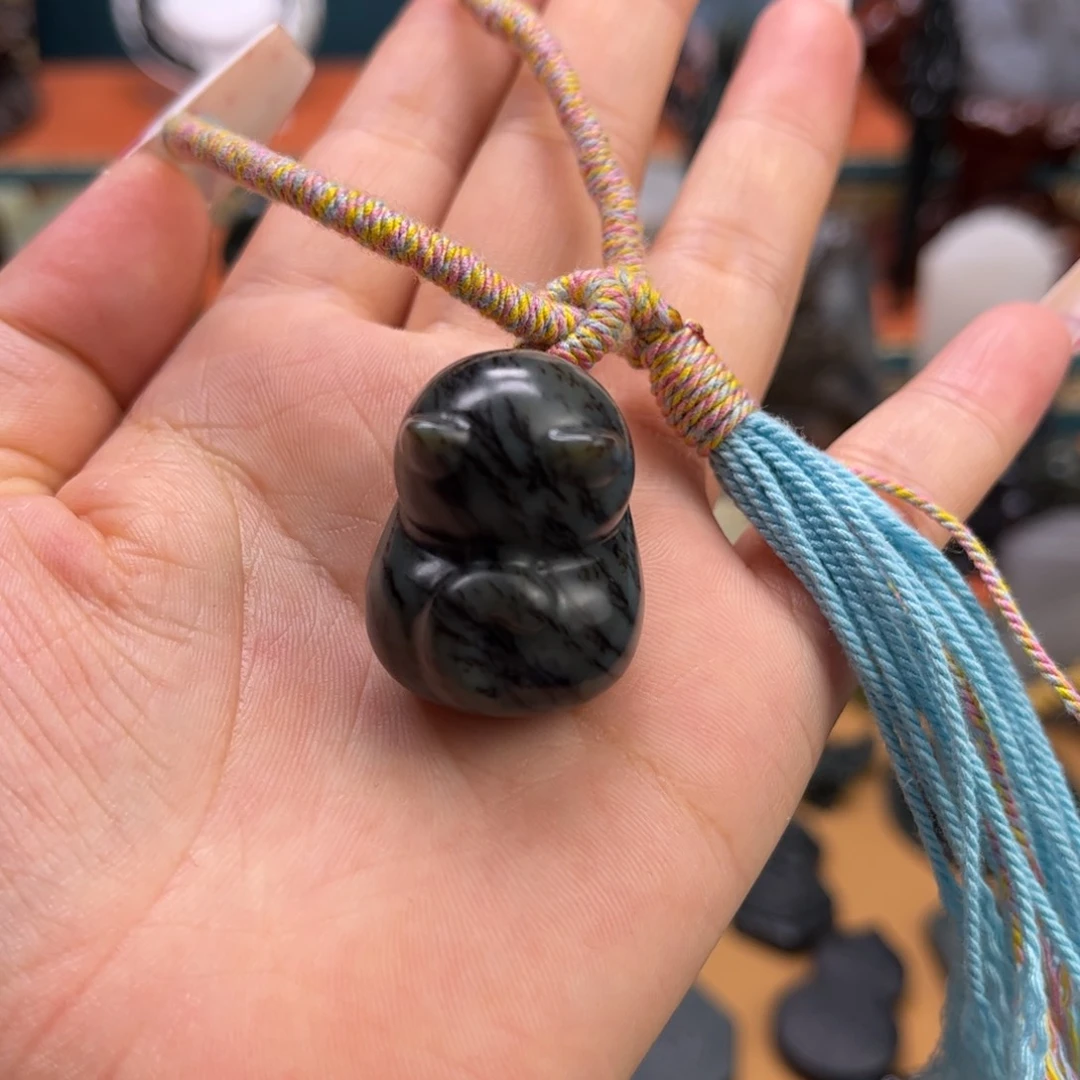 未镶嵌和田玉挂件