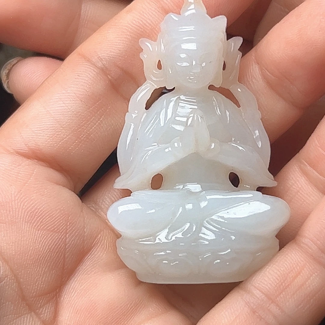 陈***工未镶嵌和田玉摆件
