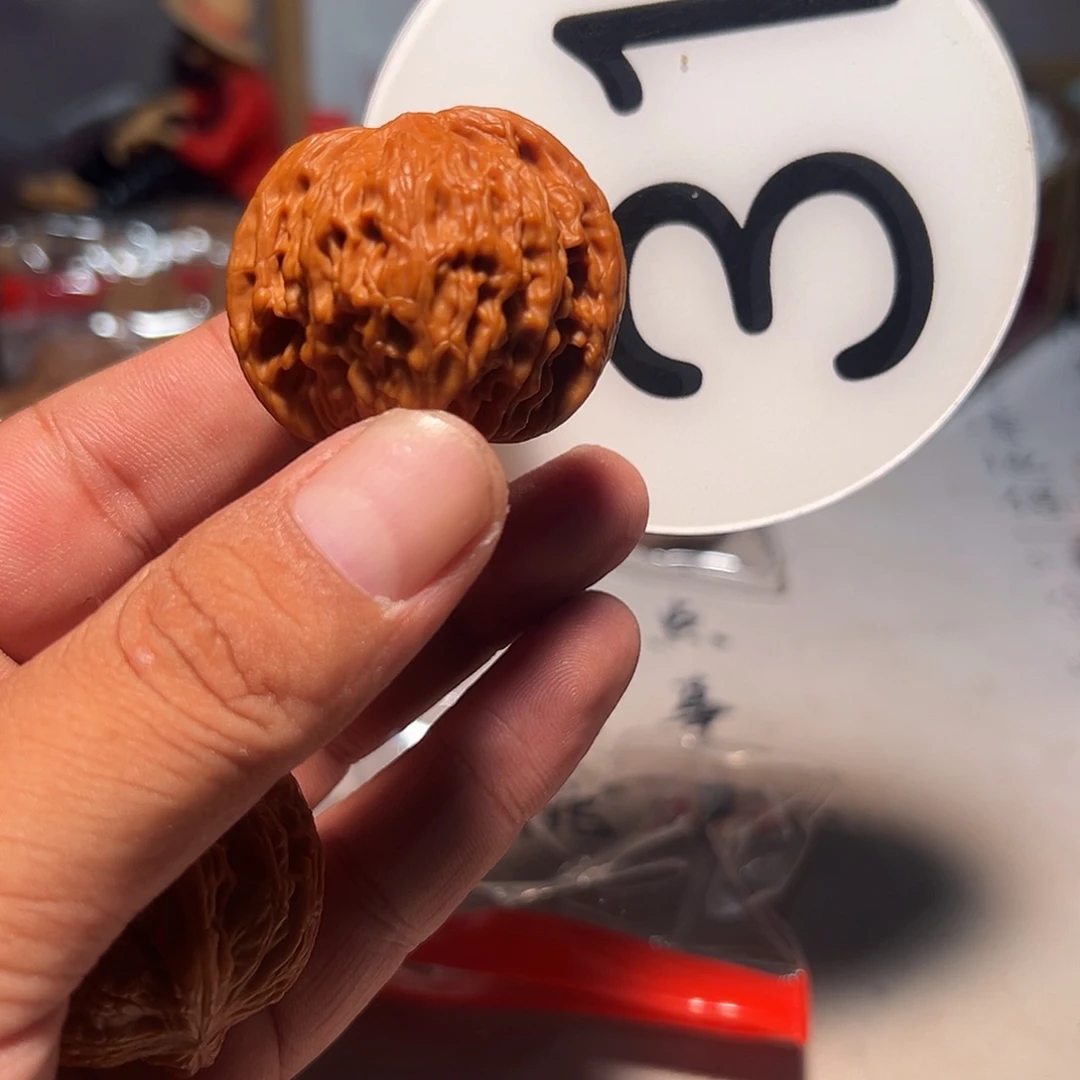 梦***王文玩核桃，白色31号