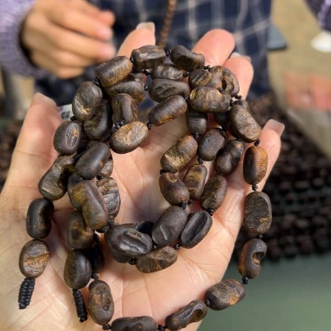 沉香手串红土乌身沉水34克卡0.8多样性发1串