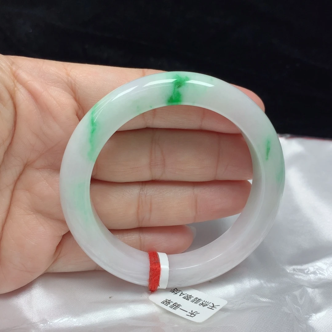 翡翠手镯未镶嵌正圈56.6