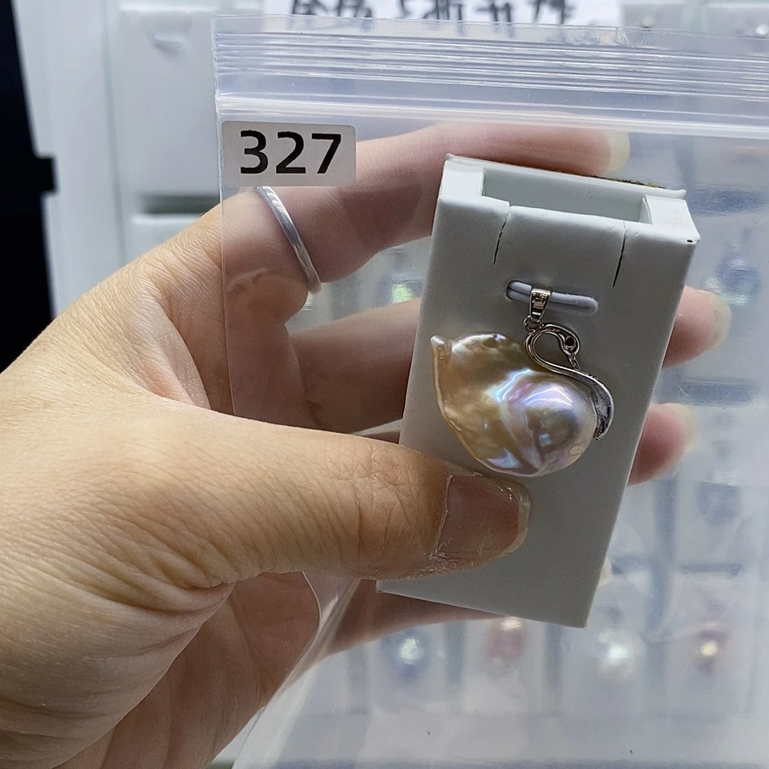 颈饰合金淡水珍珠
