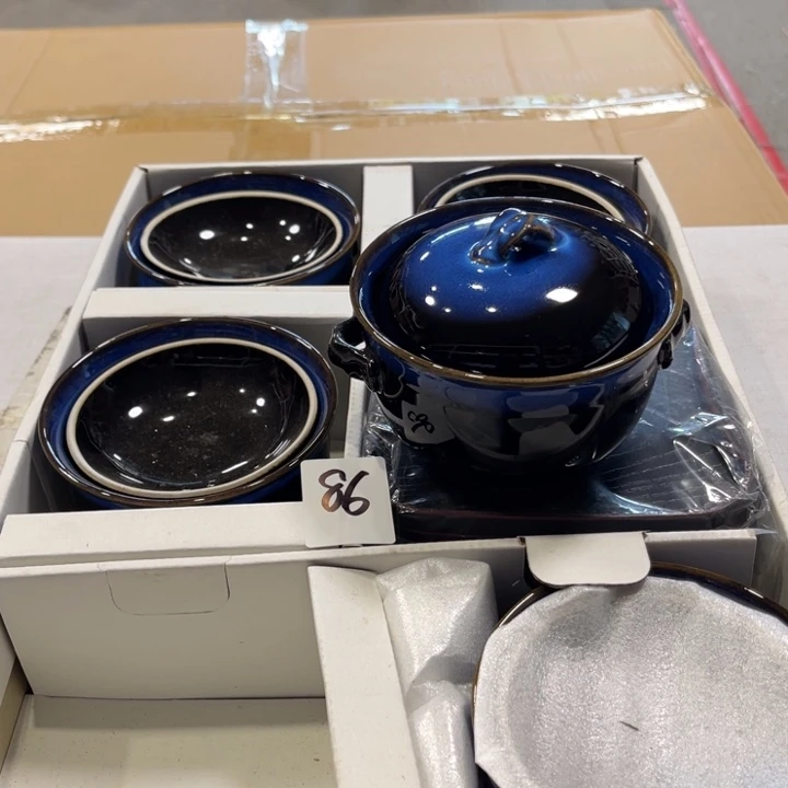 盖碗瓷器制作工艺精湛
