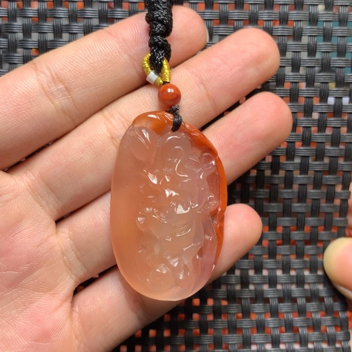 吊坠(不含链)未镶嵌南红玛瑙