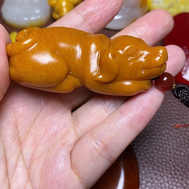 恒***桥和田玉未镶嵌颈饰