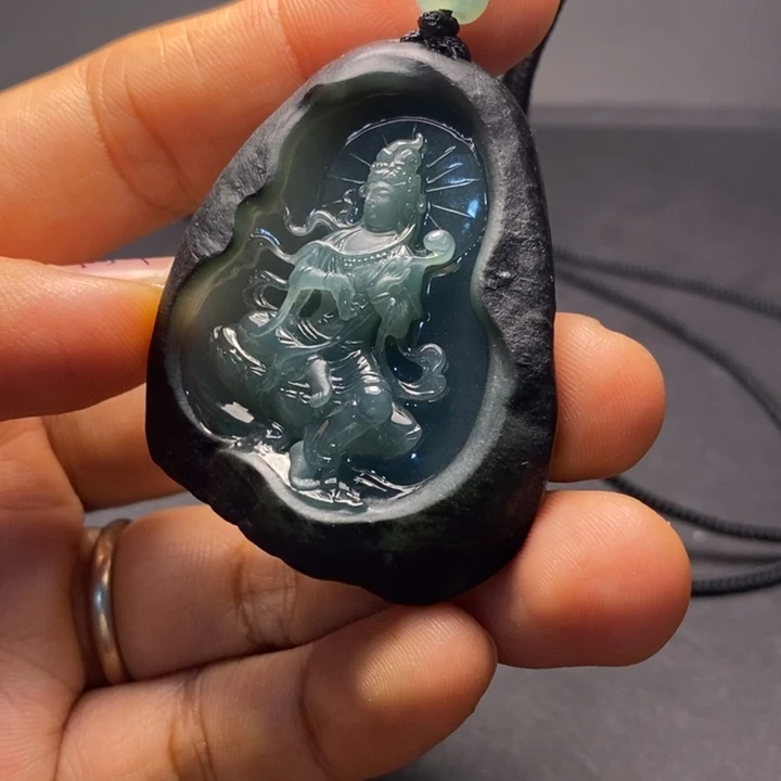 追***远定制翡翠未镶嵌翡翠随形挂件定制