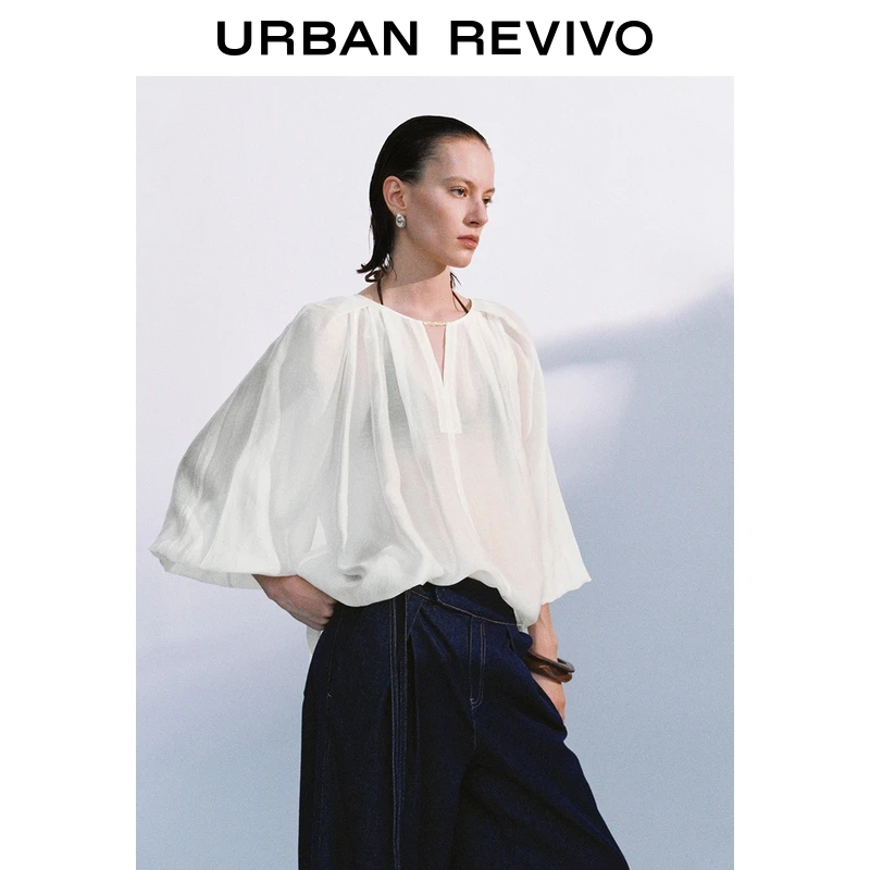 UR2026春季新款女装气质V领灯笼袖超宽松罩衫衬衫UWM250110