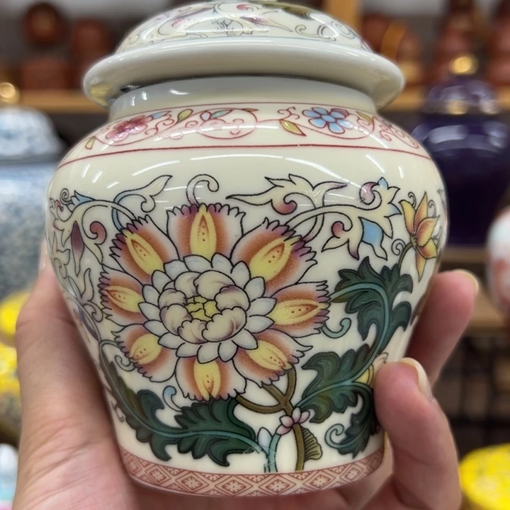 高端陶瓷茶叶密封罐