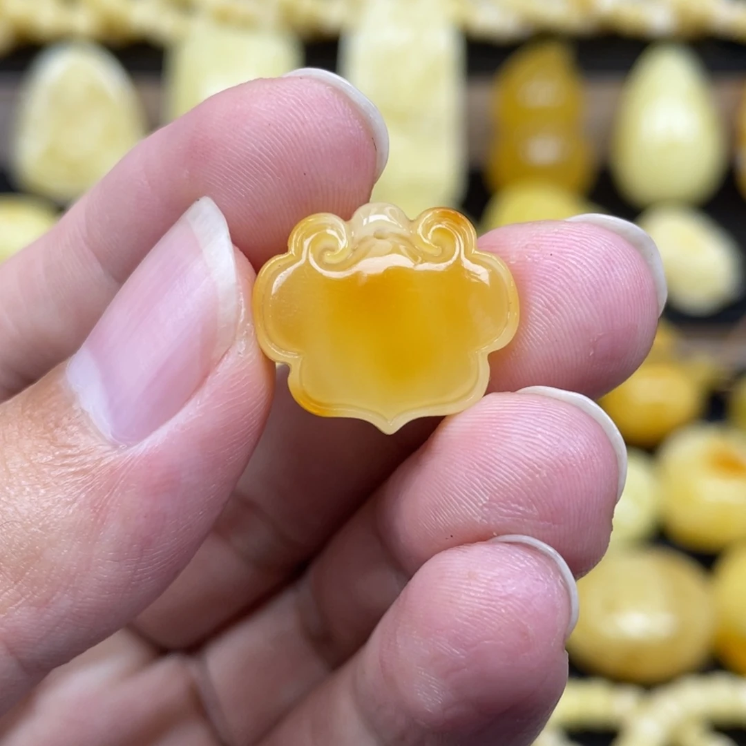 琥珀未镶嵌裸石琥珀蜜蜡