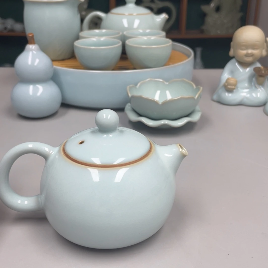 厉***羽瓷天青色瑕西施壶张君老师