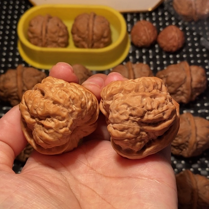 把件文玩核桃大掐腰八腿
