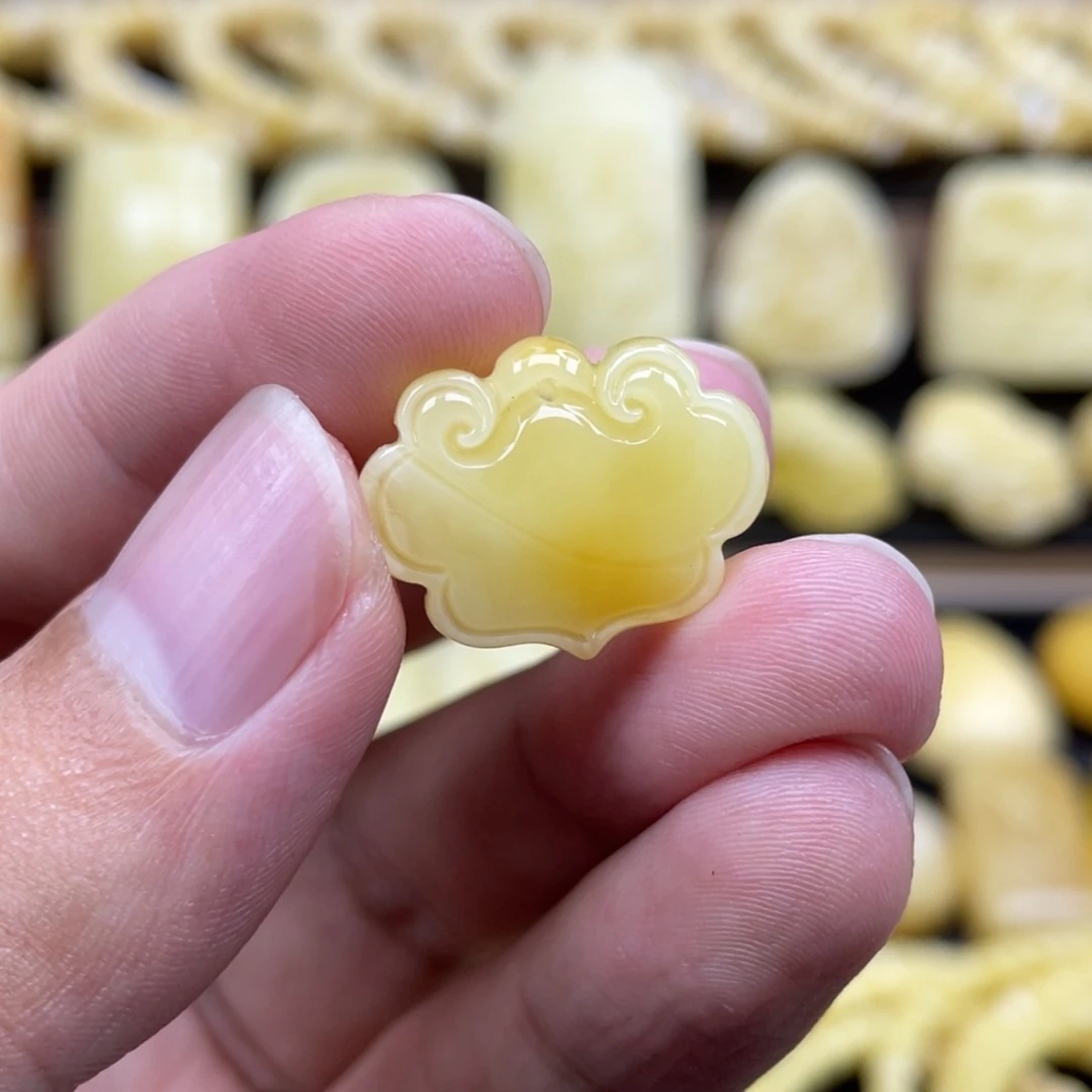 琥珀未镶嵌裸石琥珀蜜蜡