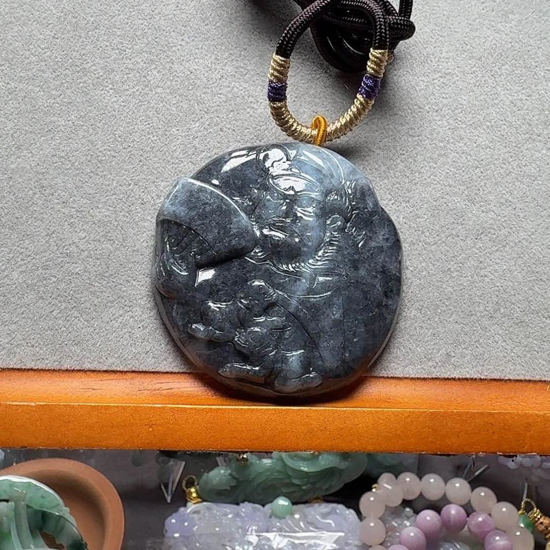 吊坠(赠链)未镶嵌翡翠