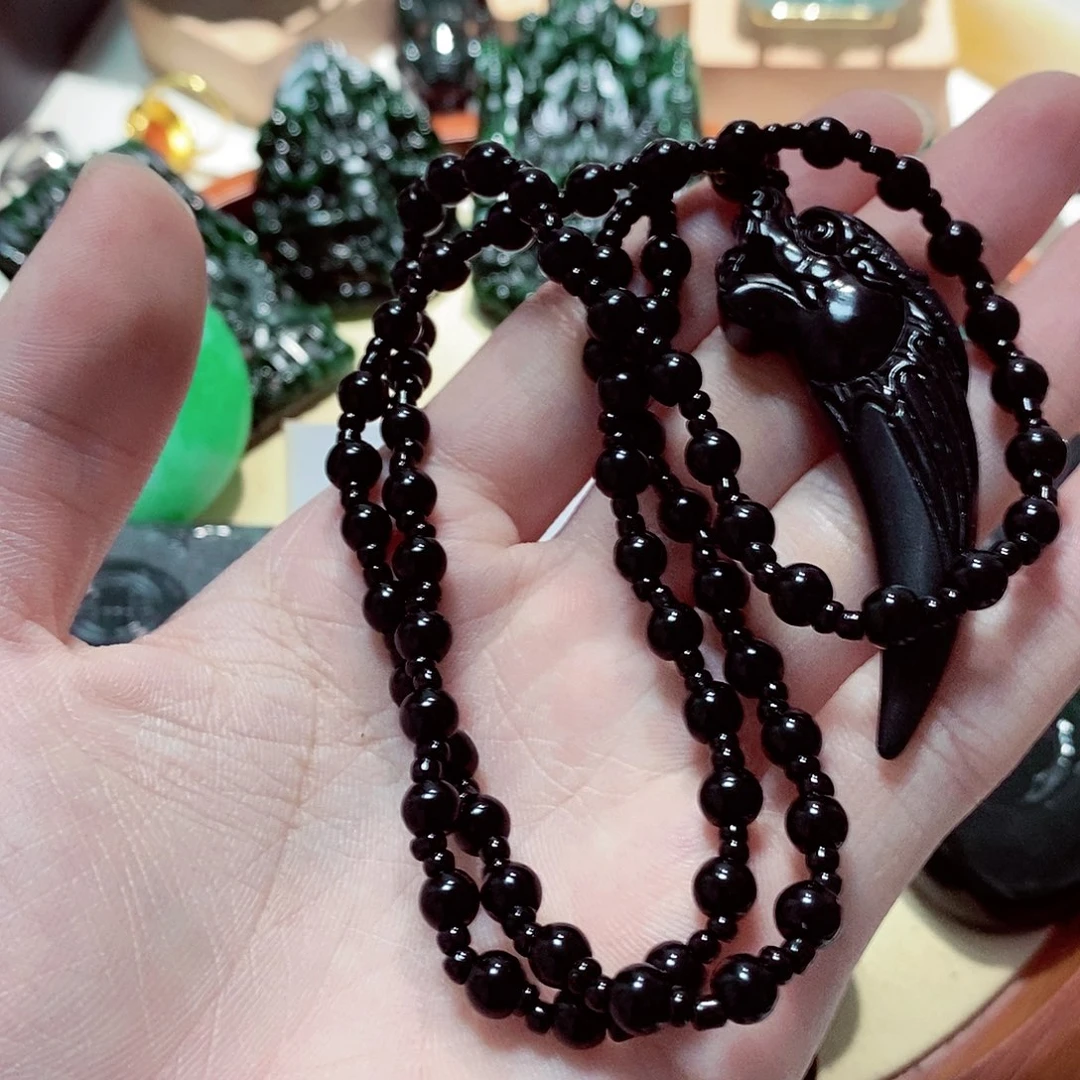 翡翠颈饰未镶嵌翡翠a