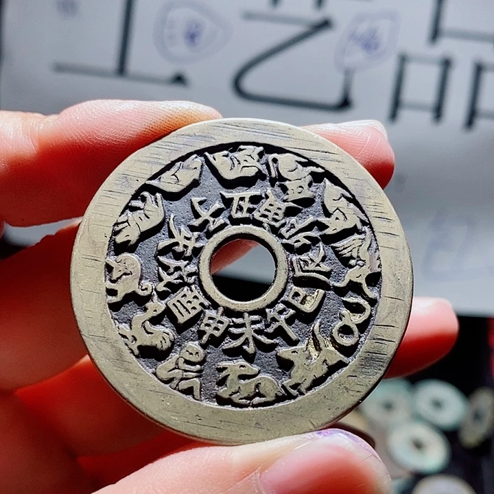 小陈小陈  手机工艺品挂件  135