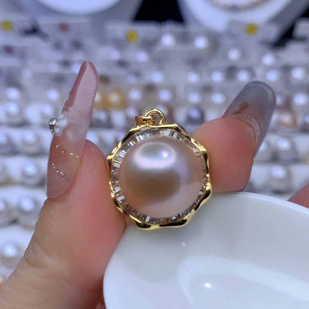 淡水珍珠合金颈饰