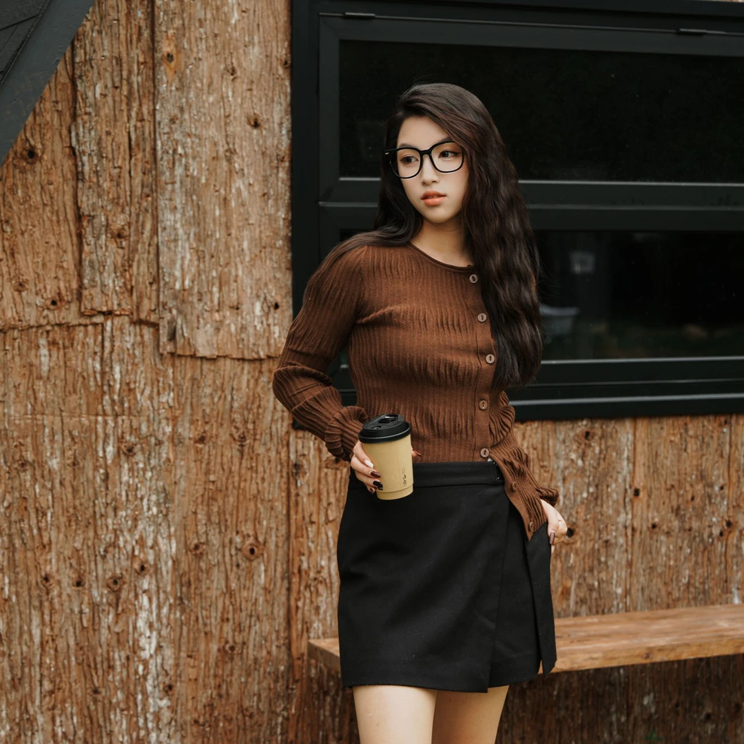 女装设计羊毛时装外套Y23M3009，Y23M3022