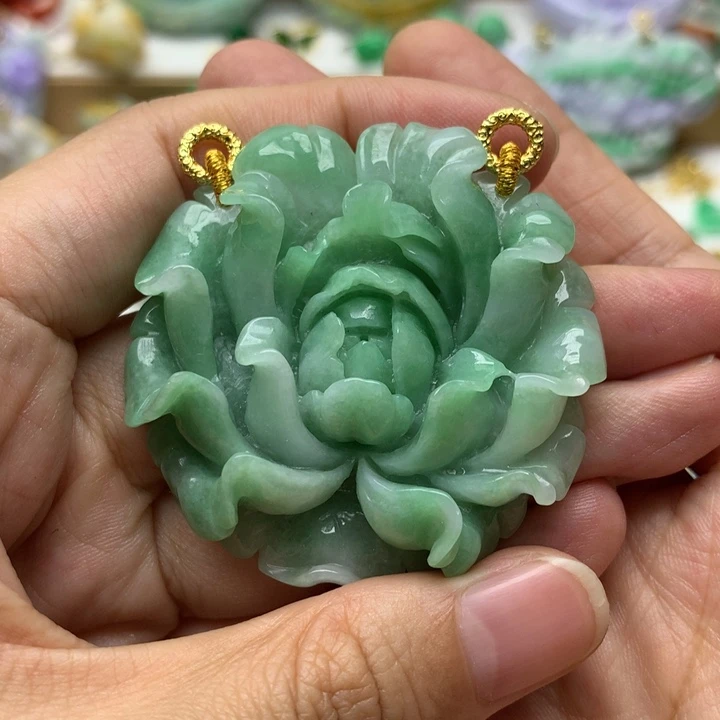颈饰未镶嵌翡翠雨*翡翠