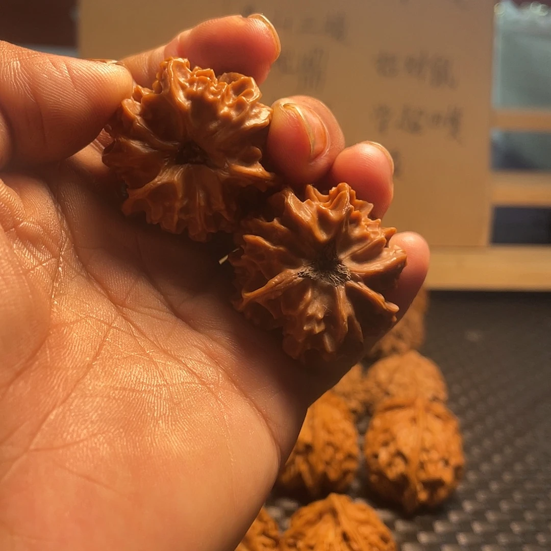 把件文玩核桃龙门涧三棱