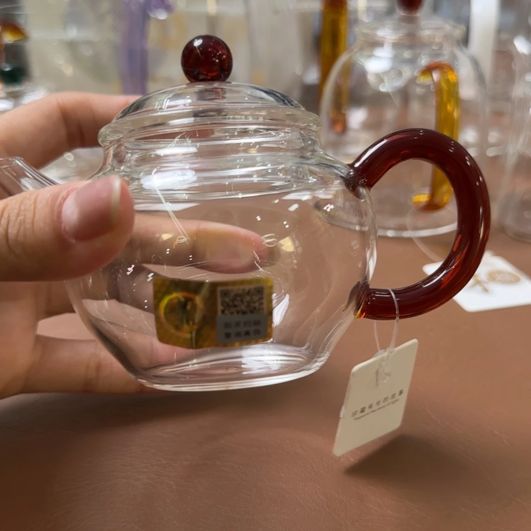 禾器琥珀色轩玉壶