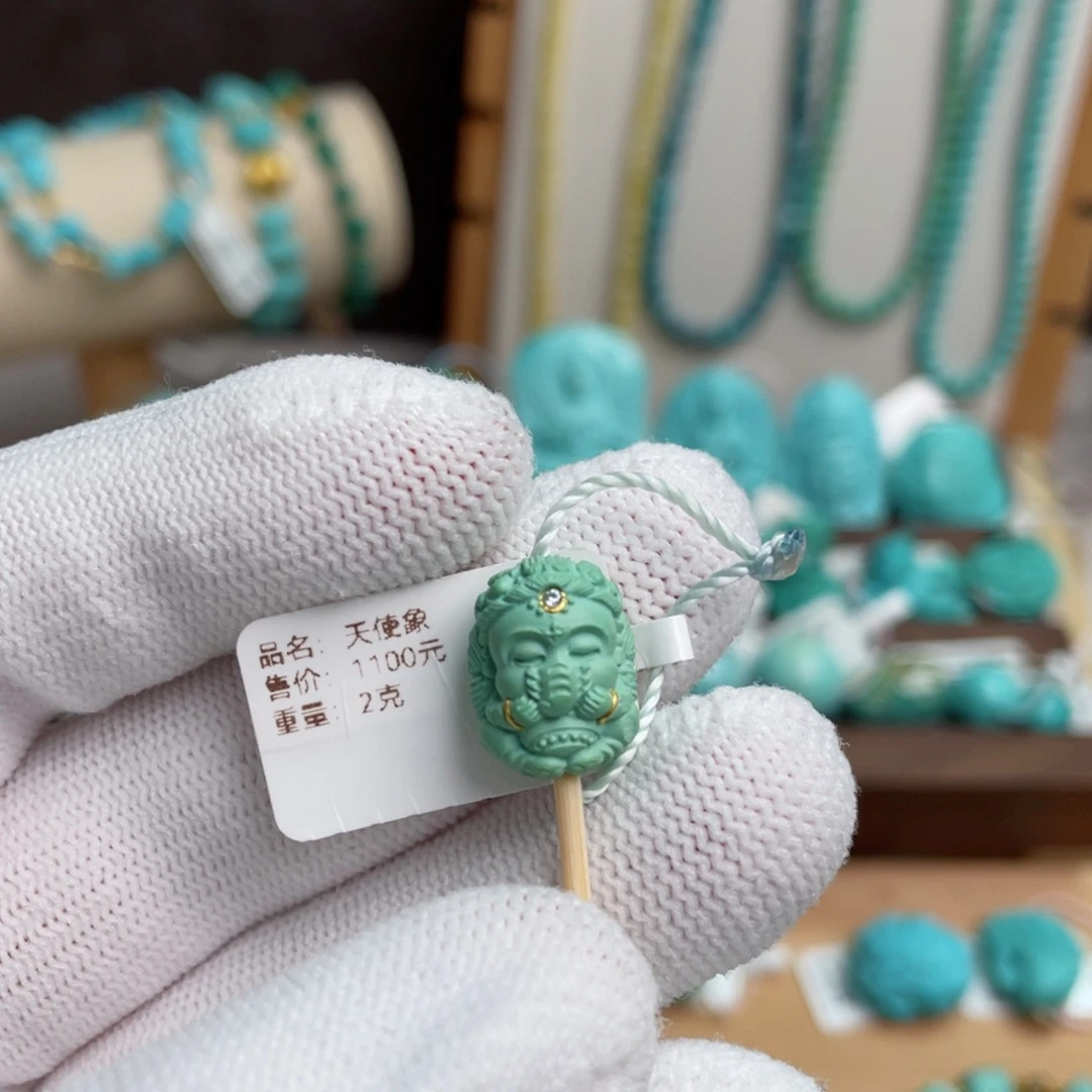 未镶嵌绿松石高瓷绿天使象