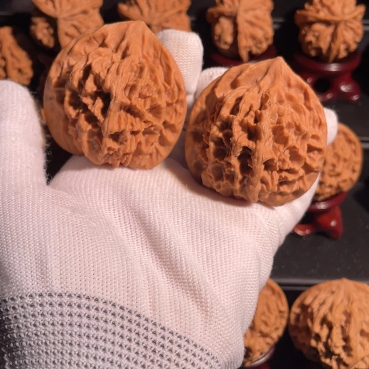 吊坠文玩核桃48官帽60克