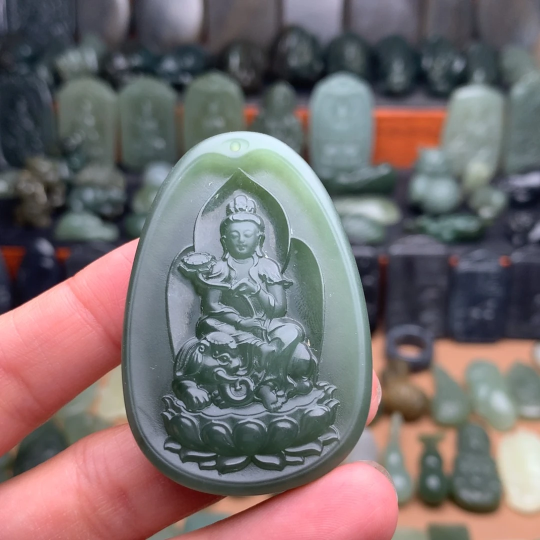 和田玉未镶嵌颈饰挂件47