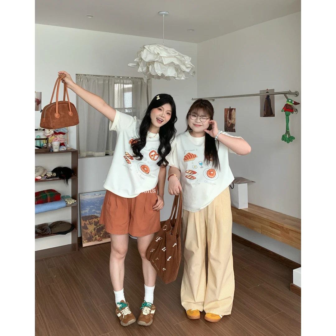 青屿衫「可颂狂欢」ins风可爱印花圆领正肩短袖微胖显瘦大码女装女