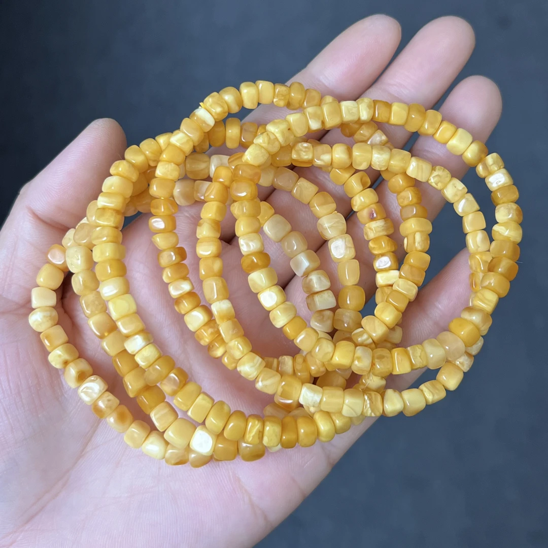 蜜蜡俄料黄白花蜡方糖手串单圈尺寸约5mm（多样性发一条）