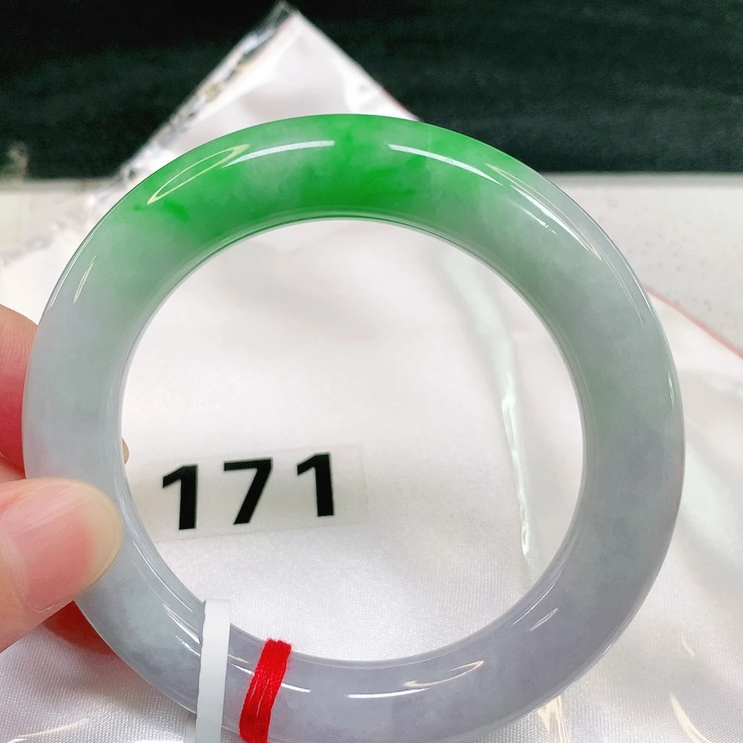 翡翠手镯（贵妃镯）未镶嵌171