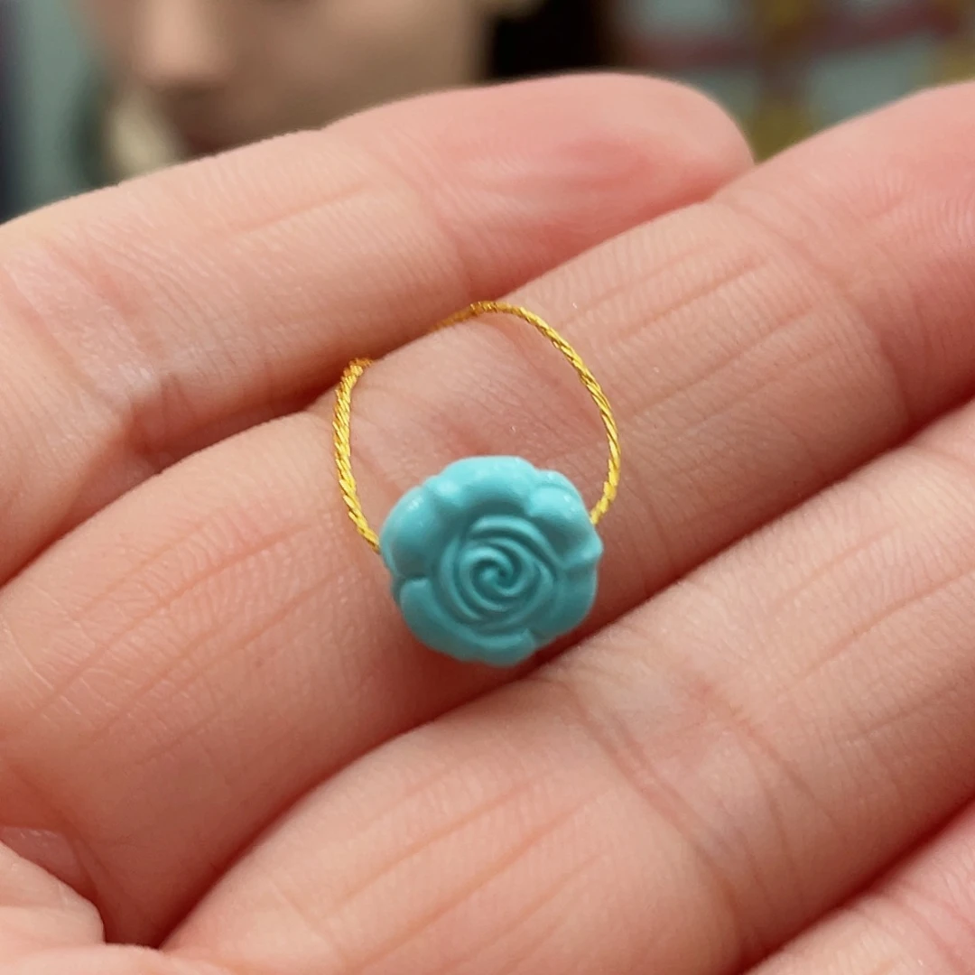 绿松石颈饰未镶嵌