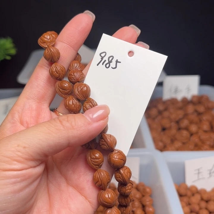 桃核吊坠小龙纹10左右30颗