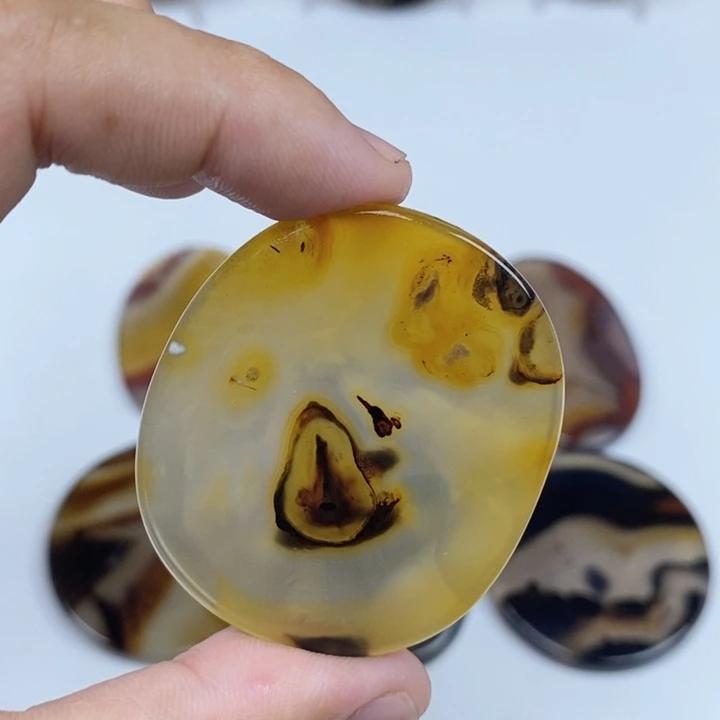 玛瑙/玉髓未镶嵌珠宝半成品
