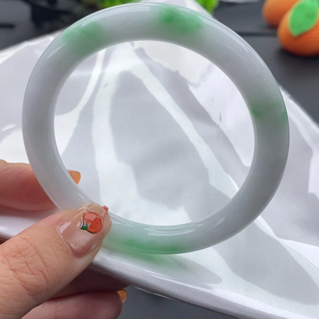 翡翠未镶嵌手镯58圈口